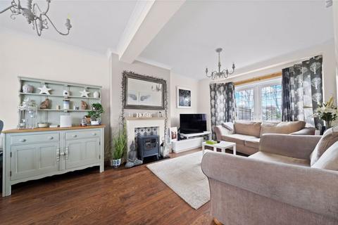 3 bedroom terraced house for sale, Aragon Road, Morden