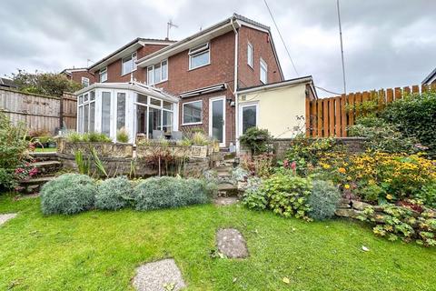 3 bedroom semi-detached house for sale, Essex Drive, Gillow Heath ST8