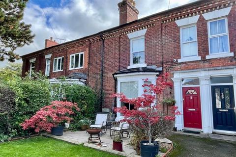 3 bedroom terraced house for sale, Rhosddu, Wrexham