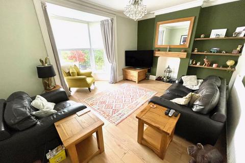 30 Greenfield, Rhosddu, Wrexham, LL11 2NR