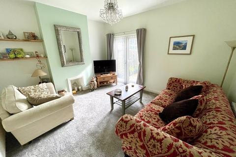 30 Greenfield, Rhosddu, Wrexham, LL11 2NR