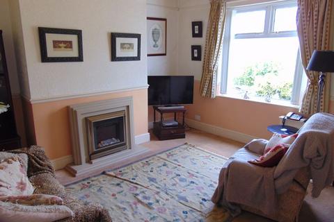 156 Thornham Road, Shaw, Oldham, OL2 7LW