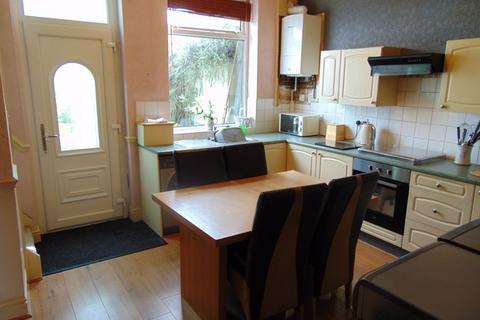 156 Thornham Road, Shaw, Oldham, OL2 7LW
