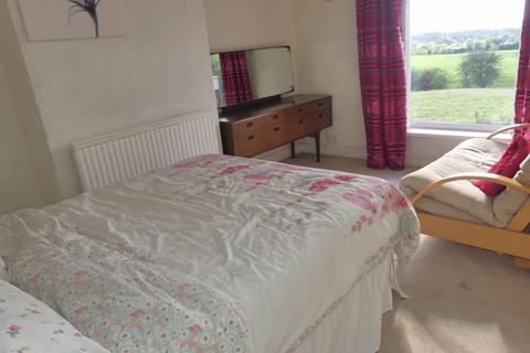 156 Thornham Road, Shaw, Oldham, OL2 7LW