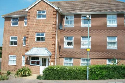 2 bedroom flat to rent, Gatekeeper Chase, Gillingham