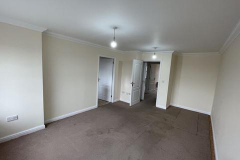 2 bedroom flat to rent, Gatekeeper Chase, Gillingham