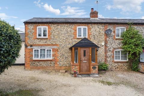 3 bedroom end of terrace house for sale, Hatches Lane, Great Kingshill HP15