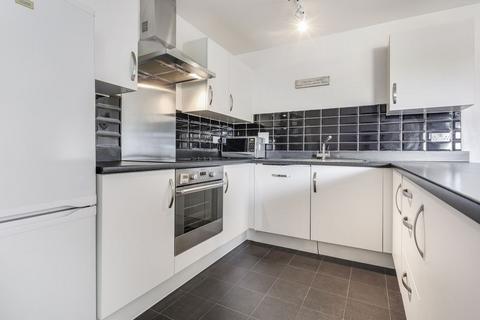 2 bedroom apartment to rent, Clydesdale Way, Belvedere