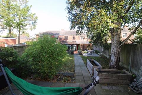 4 Charter Avenue, Radcliffe, Manchester, M26 1LU