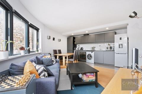 2 bedroom flat to rent, The Chronos Building, Mile End Road, London