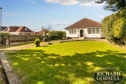 4 bedroom detached bungalow for sale, WEST CHRISTCHURCH