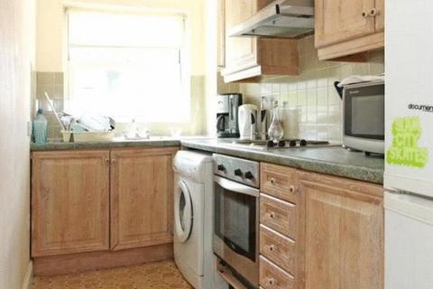 2 bedroom flat to rent, Blenheim Place, 114 Stepney Way, London