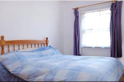 2 bedroom flat to rent, Blenheim Place, 114 Stepney Way, London