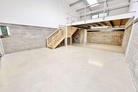 Industrial park to rent, Commerce Park, Frome