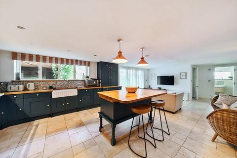 4 bedroom detached house for sale, Wimborne Road, Corfe Mullen, BH21