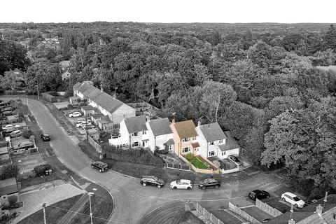 17 Beechbrook Avenue, Yateley, GU46 6LE