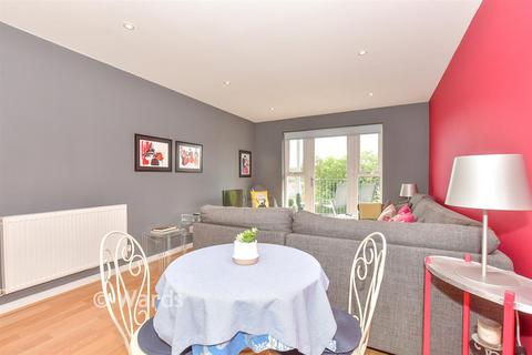 2 bedroom flat for sale, Westwood Drive, Canterbury, Kent