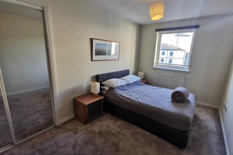 2 bedroom flat to rent, Tower Place, The Shore, Leith