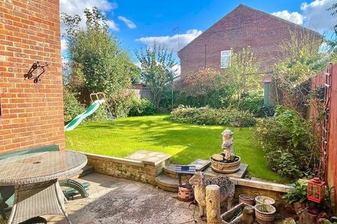 4 bedroom semi-detached house for sale, Breach Close, Brixworth, Northamptonshire NN6