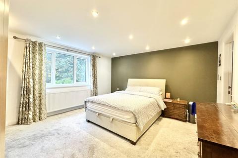 5 bedroom semi-detached house for sale, Clough Avenue, Trafford M33