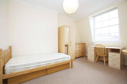 1 bedroom apartment for sale, Thanet Street, London