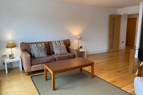 2 bedroom flat to rent, 8/14 Brandfield Street, Edinburgh, EH3 8AS