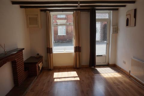 2 bedroom terraced house to rent, Mountcastle Street, Chesterfield, Derbyshire, S41