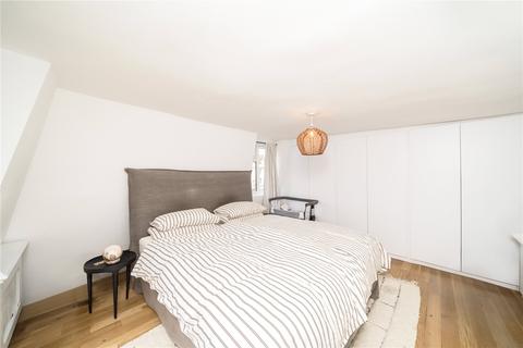 3 bedroom apartment to rent, Palace Gardens Terrace, London W8