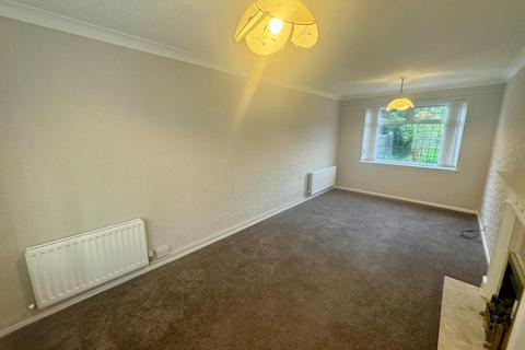 2 bedroom semi-detached house to rent, Downing Close, Wednesfield WV11