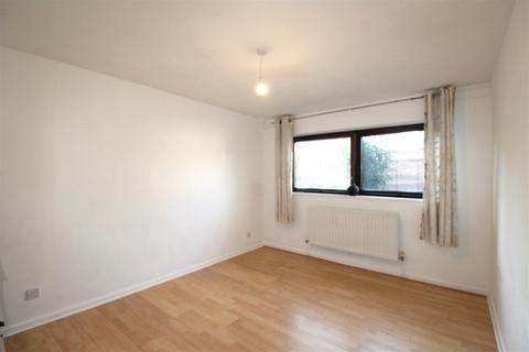 1 bedroom flat for sale, Barton Close, London