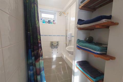 65 Minet Drive, Hayes, UB3 3JW