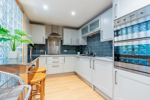 2 bedroom flat for sale, The Panoramic, Bristol BS1