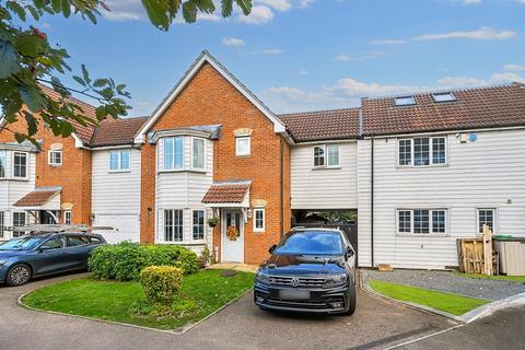 7 Stoney Bridge Drive, Waltham Abbey, EN9 3SF
