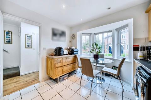 7 Stoney Bridge Drive, Waltham Abbey, EN9 3SF