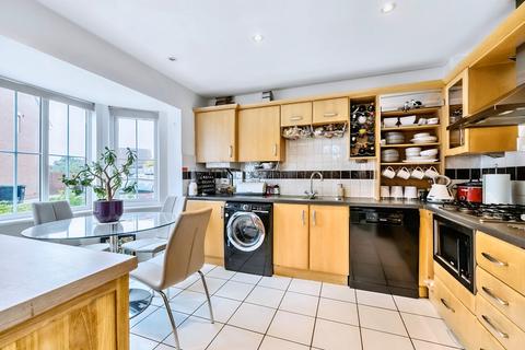 7 Stoney Bridge Drive, Waltham Abbey, EN9 3SF