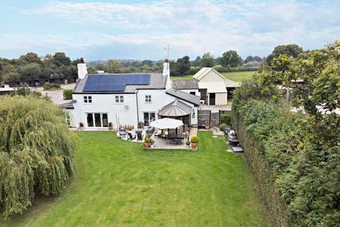 4 bedroom equestrian property for sale, Bannel Lane, Penymynydd, Flintshire