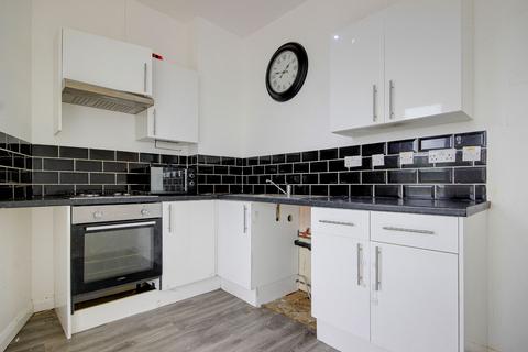 2 bedroom flat for sale, Hertford Road, London