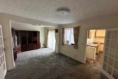 29 Globe Road, Hornchurch, RM11 1BS