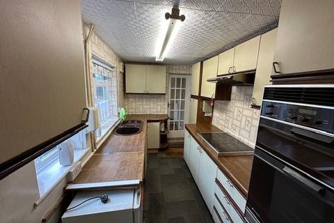29 Globe Road, Hornchurch, RM11 1BS