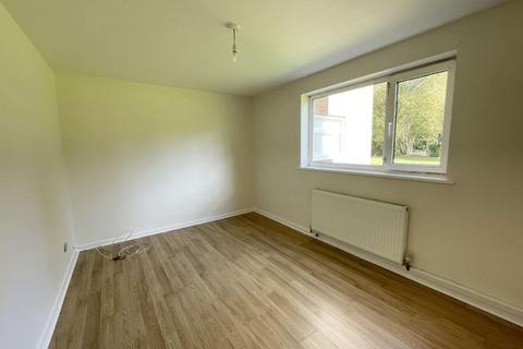 Flat 2, Kendal Court, 2 Lakeside Walk, Birmingham, B23 7YS