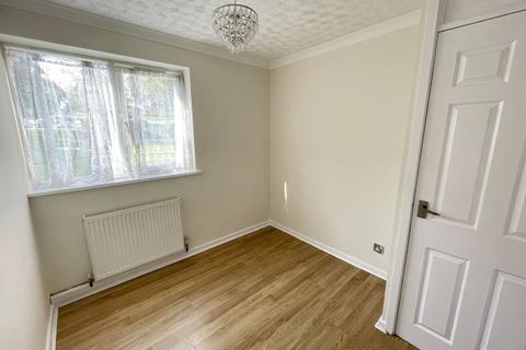 Flat 2, Kendal Court, 2 Lakeside Walk, Birmingham, B23 7YS
