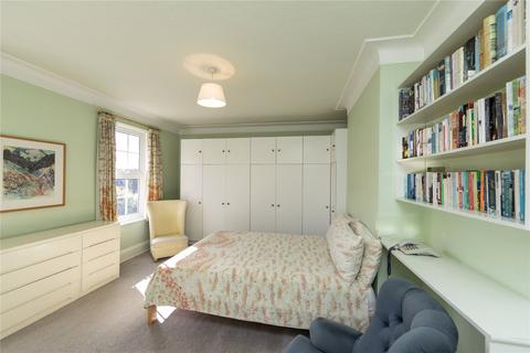 52 Crescent Road, Kingston Upon Thames, KT2 7RF
