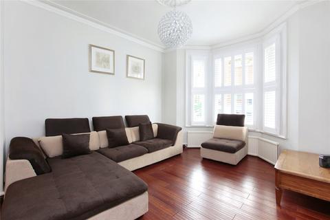 4 bedroom end of terrace house to rent, Patience Road, London SW11