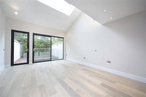 4 bedroom house to rent, Edison Mews, Wandsworth SW18