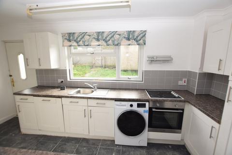 2 bedroom end of terrace house to rent, Bodmin Gardens, Leeds, West Yorkshire, LS10