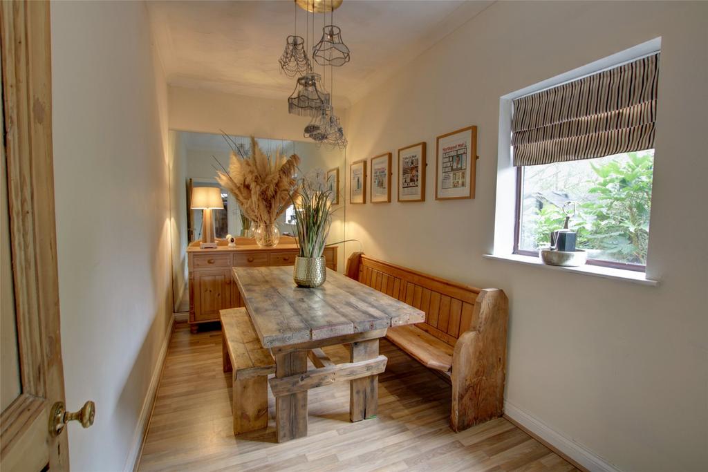 Breakfast Room
