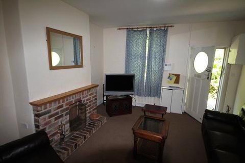 2 bedroom terraced house to rent, Sidegate, Durham, DH1