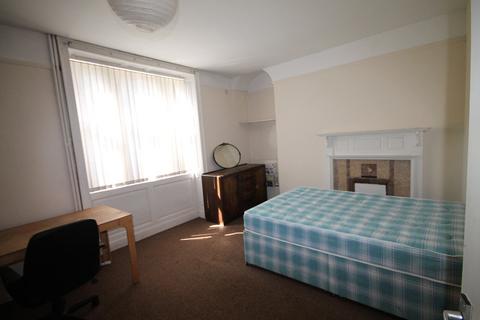 2 bedroom end of terrace house to rent, Church Street, Durham, County Durham, DH1