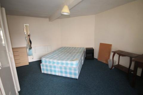 2 bedroom end of terrace house to rent, Church Street, Durham, County Durham, DH1