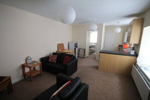 2 bedroom terraced house to rent, Crossgate, Durham, County Durham, DH1